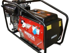 Зварювальний агрегат MOSA TS-250 KD/EL є професійною машиною з електронним керуванням зварювального струму, здатною доставляти до 250 А з робочим циклом 35%.